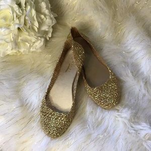 Glitter bomb jellies in women